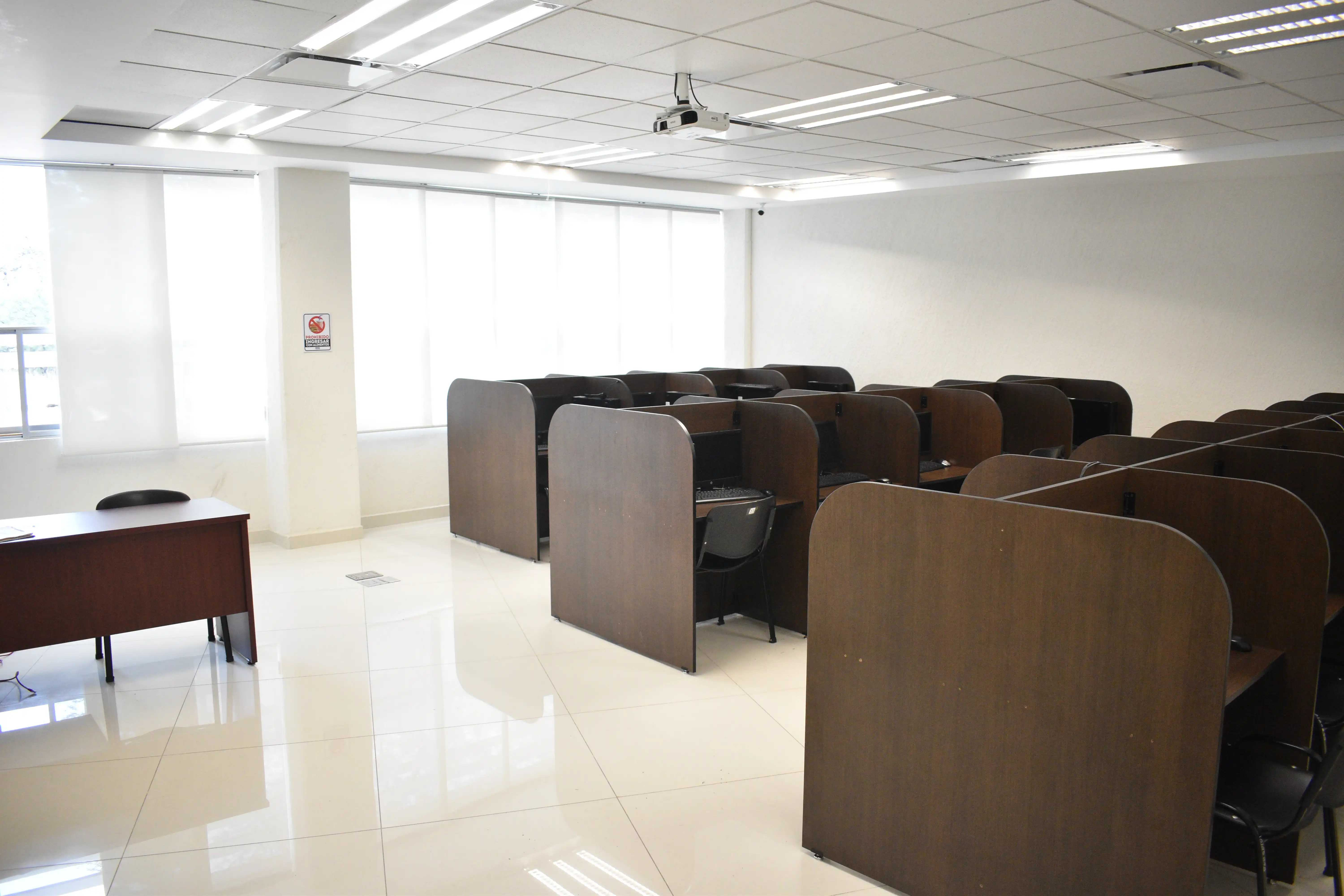 Laboratorio de idiomas